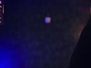 Flora's Live Sex Cam Show