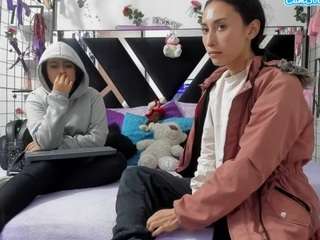 thedreamgirlss Live Webcam on CamSoda