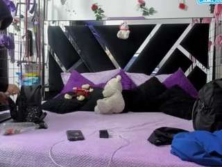 thedreamgirlss webcam model