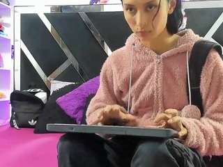  thedreamgirlss chat room