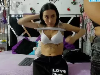 thedreamgirlss's Live Sex Cam Show