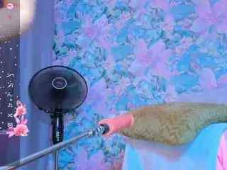 YaaaNaaa's Live Sex Cam Show