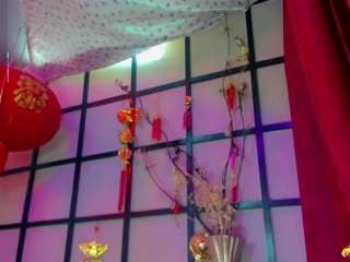 agathaa-monfort Live Webcam on CamSoda