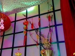 agathaa-monfort Live Webcam on CamSoda