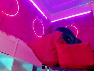 agathaa-monfort Live Webcam on CamSoda