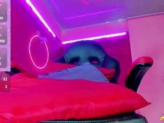 agathaa-monfort Live Webcam on CamSoda