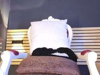 agathaa-monfort Live Webcam on CamSoda