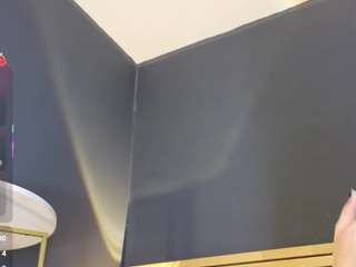 agathaa-monfort Live Webcam on CamSoda