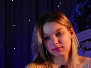 alodiaganter's CamSoda show and profile