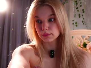 le modèle alodiaganter est en webcam porno dans un show sur le site camsoda, il possède les tags suivants: ahegao,spank,natural,nature,no drinking,orgasm,pov,sexting,shaved pussy,skinny,smoking,squirt,anal,squirter,strip,striptease,tease,teen 18,toys,twerk