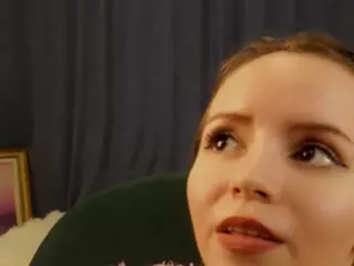 GemmaCrafts's Live Sex Cam Show
