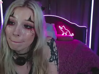 Mona's Live Sex Cam Show