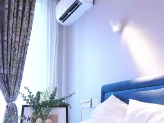 Kiki's Live Sex Cam Show