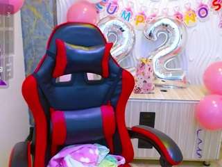 luna-torres live cam profile