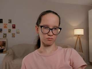 lynettebails Live Webcam on CamSoda