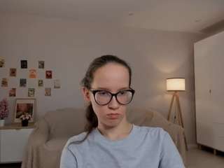  lynettebails chat room