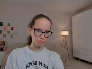 lynettebails Live Webcam on CamSoda