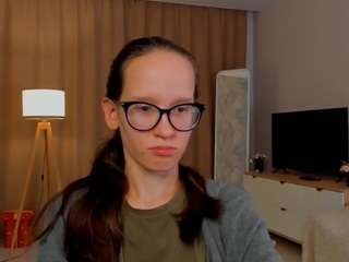  lynettebails chat room