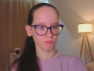 lynettebails Spanking live webcam