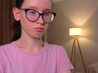 lynettebails Live Webcam on CamSoda