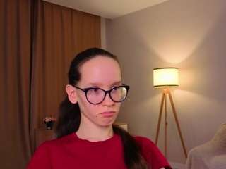 lynettebails's CamSoda show and profile