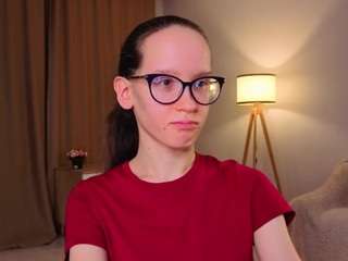 lynettebails's CamSoda show and profile