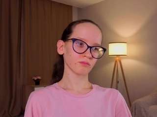 lynettebails live cam profile