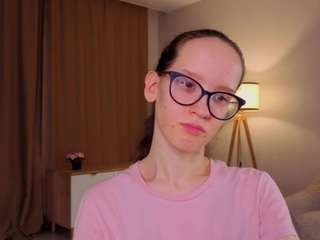 lynettebails live cam profile