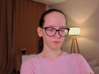 lynettebails live cam profile