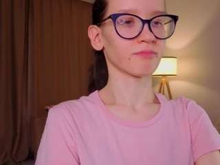 lynettebails live cam profile