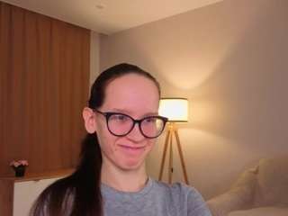 lynettebails live cam profile