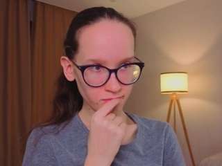 lynettebails live cam profile