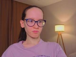 lynettebails live cam profile