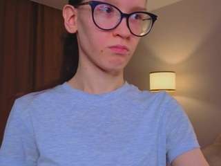 lynettebails live cam profile