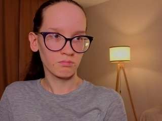 lynettebails live cam profile