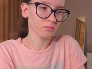 lynettebails Live Webcam on CamSoda