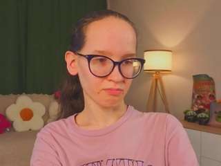 lynettebails Live Webcam on CamSoda