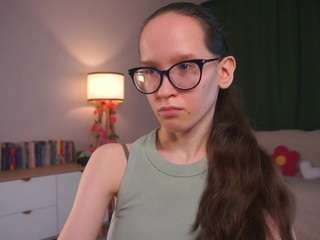 LynetteBails live cam preview