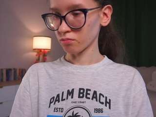 LynetteBails live cam preview