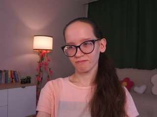 LynetteBails live cam preview