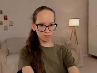 LynetteBails's Live Sex Cam Show