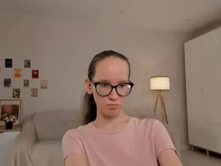 LynetteBails's Live Sex Cam Show