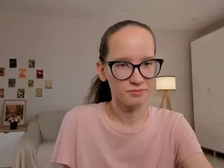 LynetteBails's Live Sex Cam Show