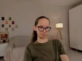 LynetteBails's Live Sex Cam Show