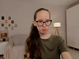 LynetteBails's Live Sex Cam Show