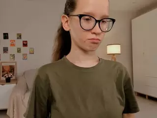 LynetteBails's Live Sex Cam Show
