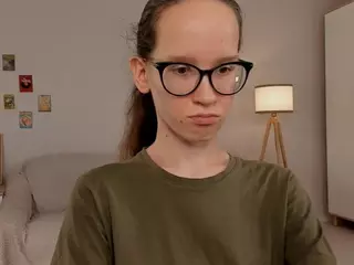 LynetteBails's Live Sex Cam Show