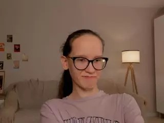 LynetteBails's Live Sex Cam Show