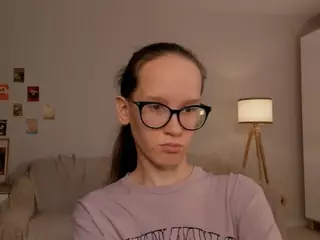 LynetteBails's Live Sex Cam Show