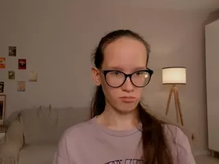 LynetteBails's Live Sex Cam Show